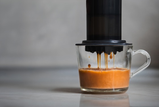 AeroPress - jak parzyć kawę krok po kroku?